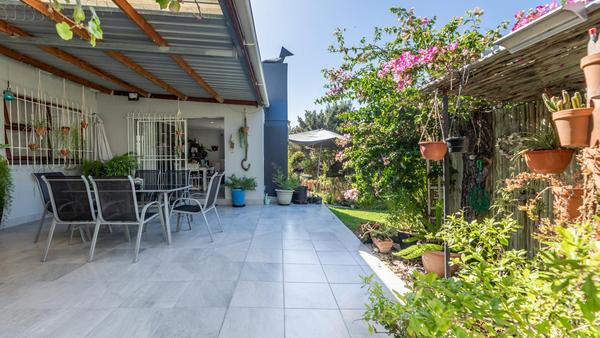 House For Sale in Melkbosstrand, Melkbosstrand