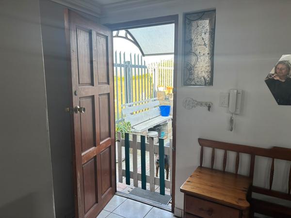 Apartment / Flat For Rent in Melkbosstrand, Melkbosstrand